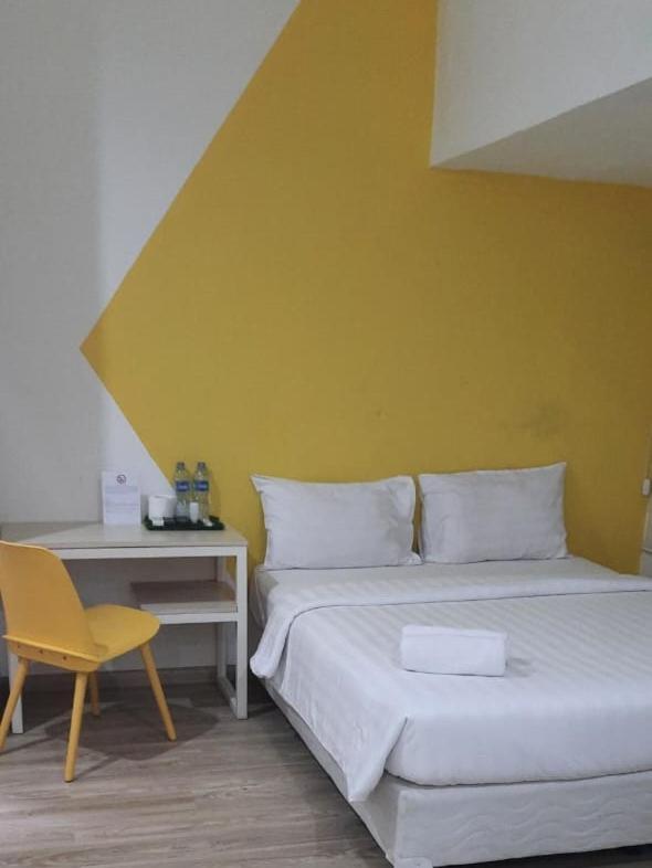Catania Inn 巨港 外观 照片